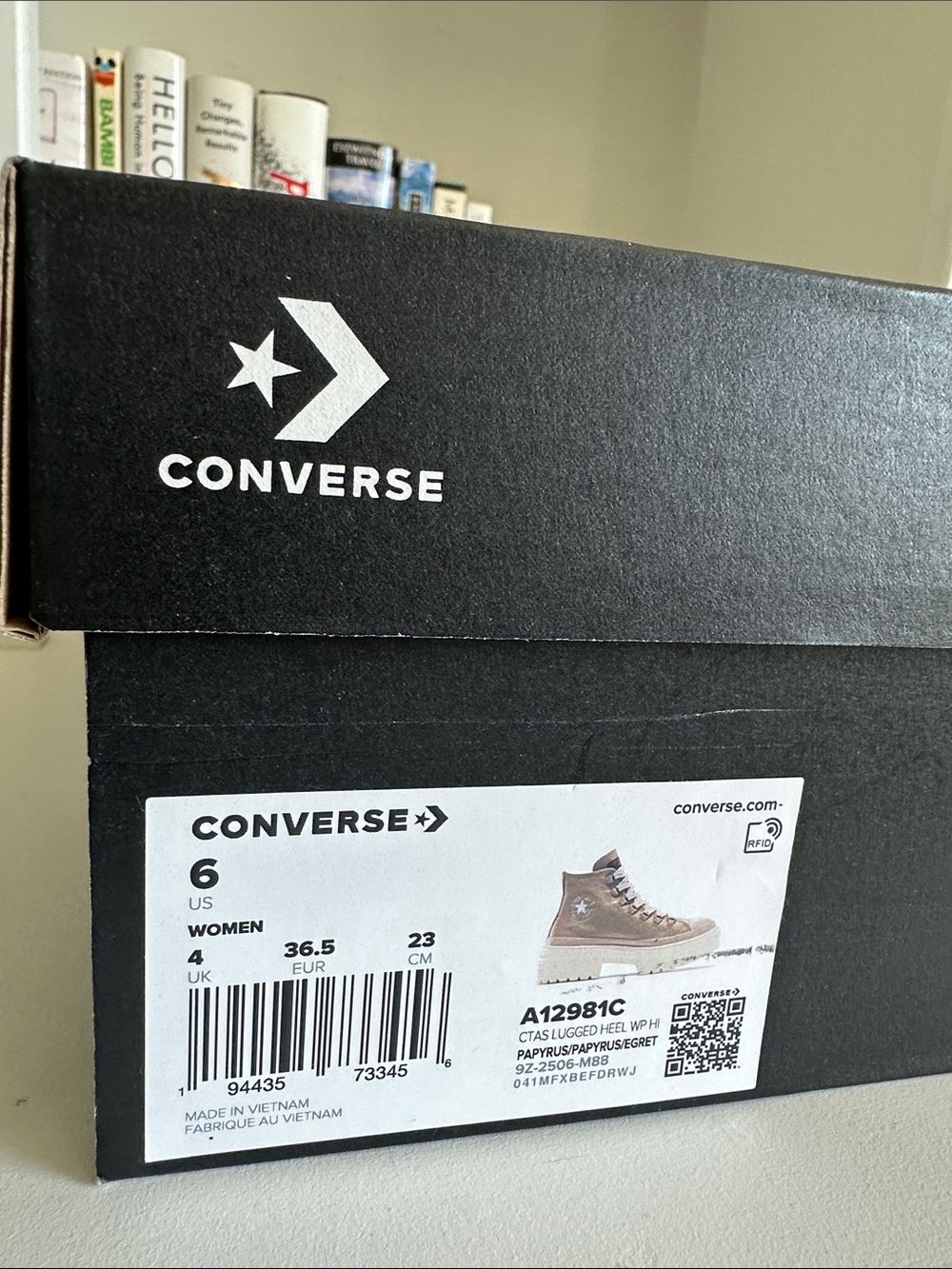 Converse Chuck Taylor All Star Lugged Heel Platform Waterproof Leather